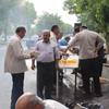 گزارش تصویری توزیع شیرینی و شربت توسط کارگزاران حج و زیارت استان 